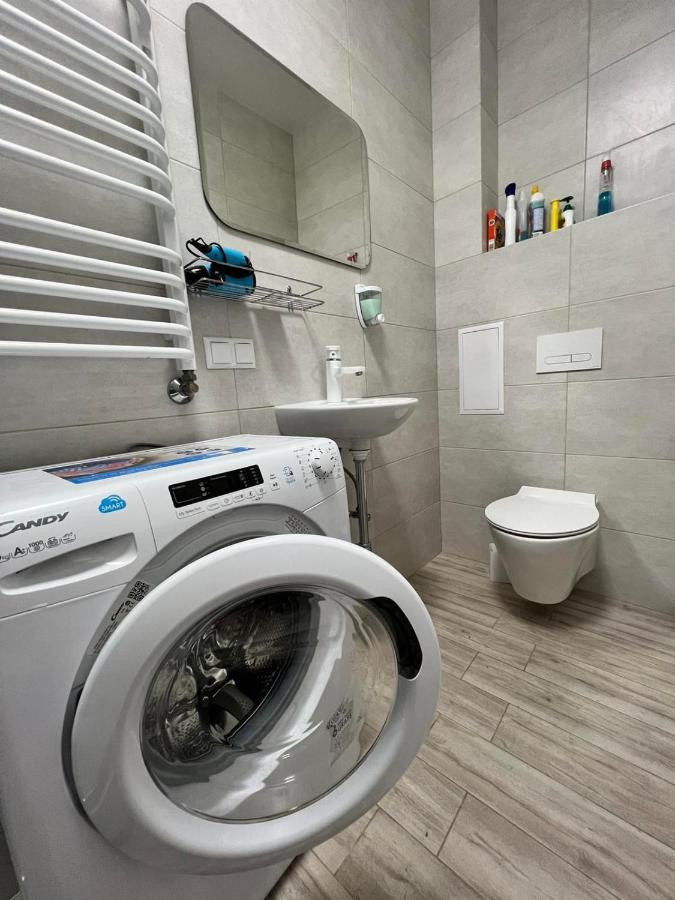 Transfer Apartament І.Franka 59 Lviv Dış mekan fotoğraf